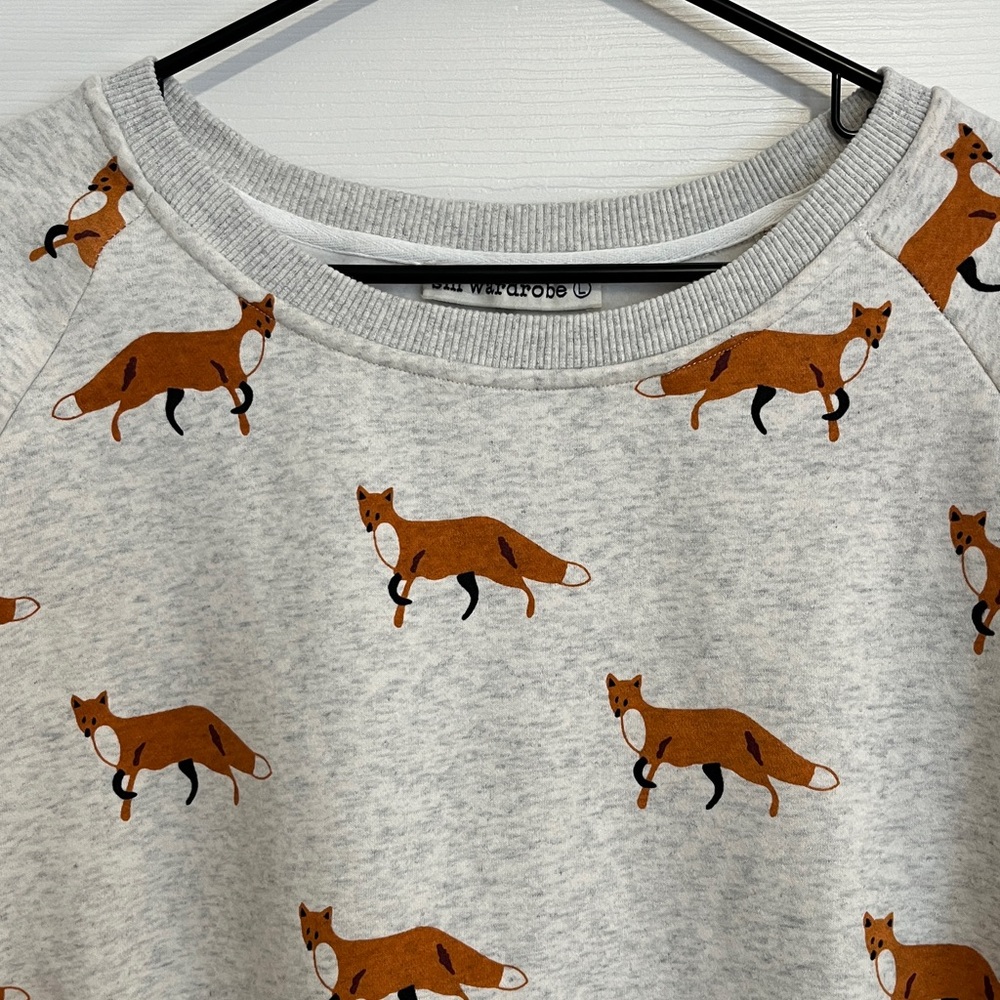 sm wardrobe Fox Print on Oatmeal Colored Cotton Blend Sweatshirt Women’s Large - Picture 5 of 14